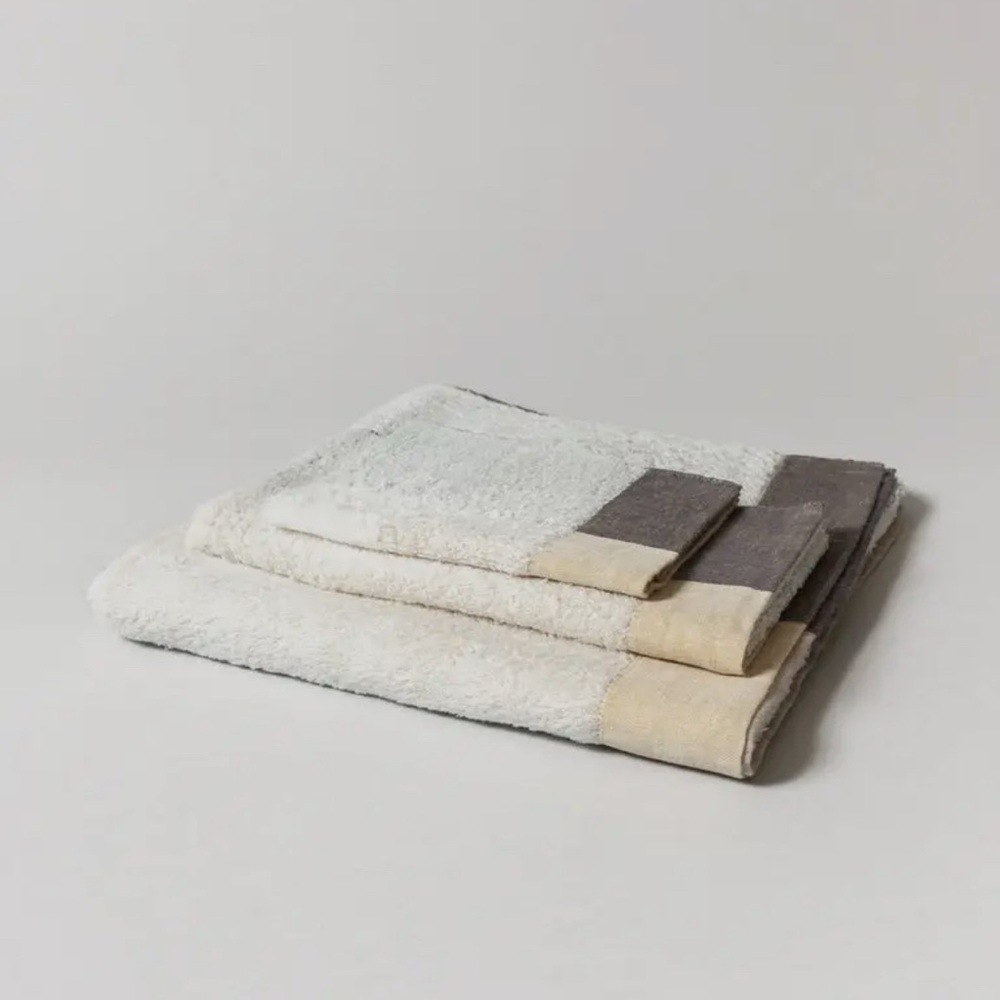 Luxury Japanese Kontex Co.  Palette Bath Towel Set w Taupe & Brown Linen border